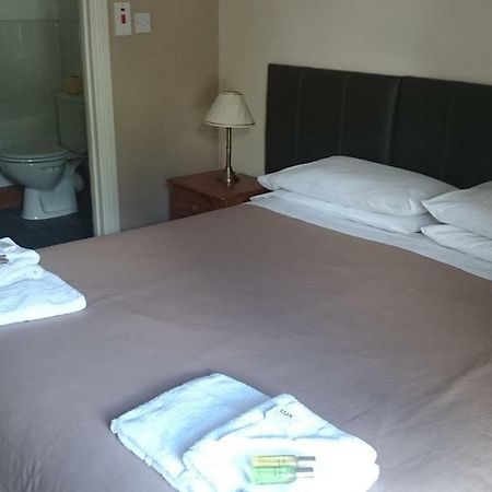 The New Swan Hotel Суонзи Екстериор снимка